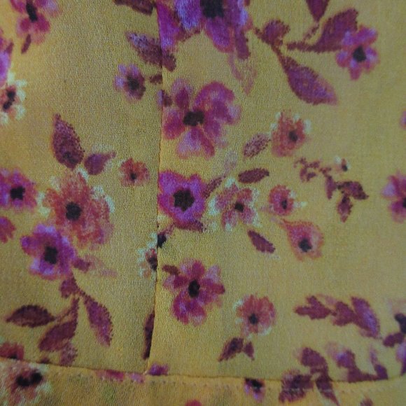 1.STATE size L Orange and Hot pink floral sheer top with banded bottom - Picture 13 of 15